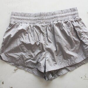 Anthropologie x Varley Running Shorts Size Large - With Flaw